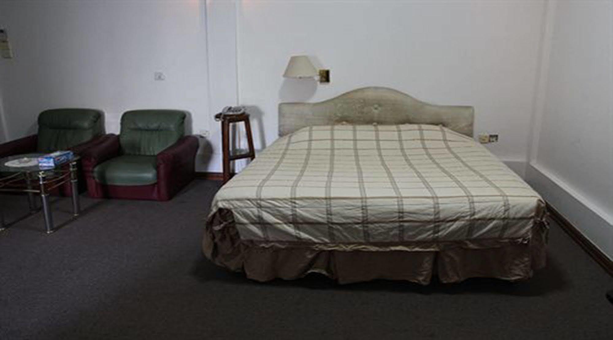 Hotel Windsor Rangoon Eksteriør billede